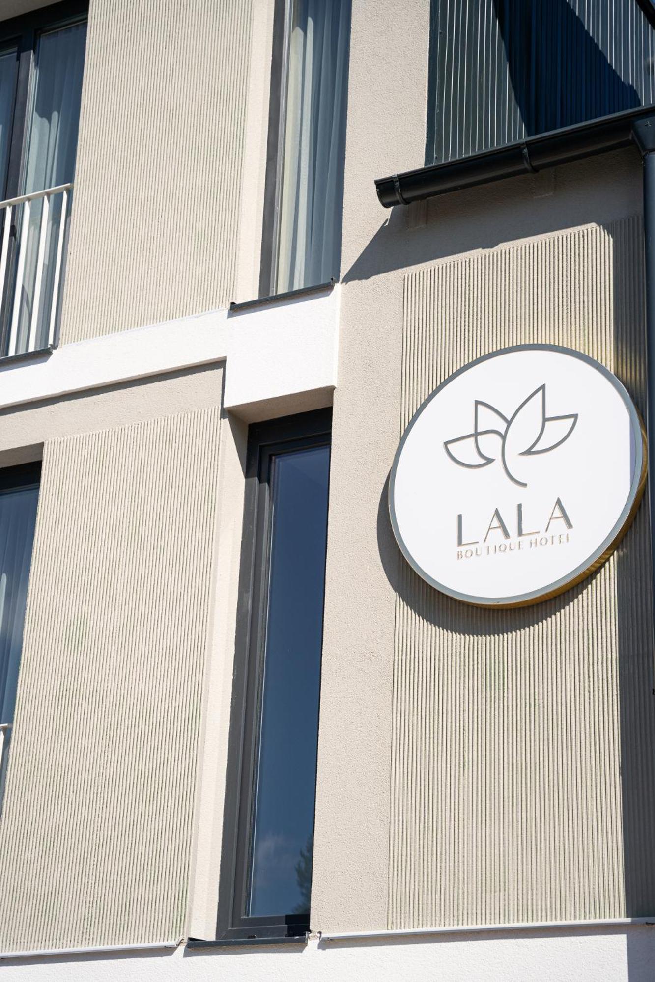 Lala Hotell Bosanska Krupa Exteriör bild