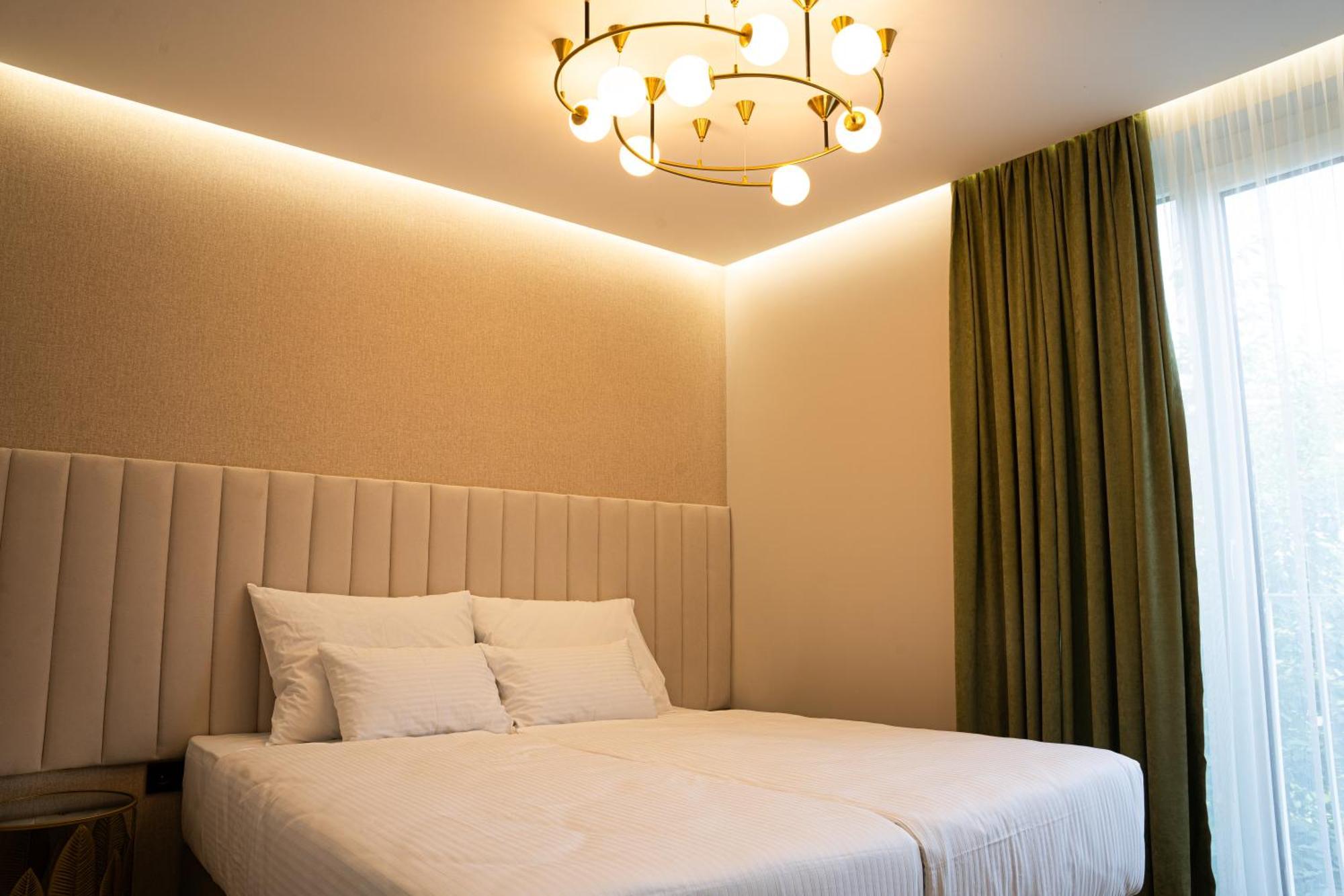 Lala Hotell Bosanska Krupa Exteriör bild